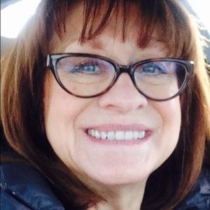 Meet your Posher, Diana